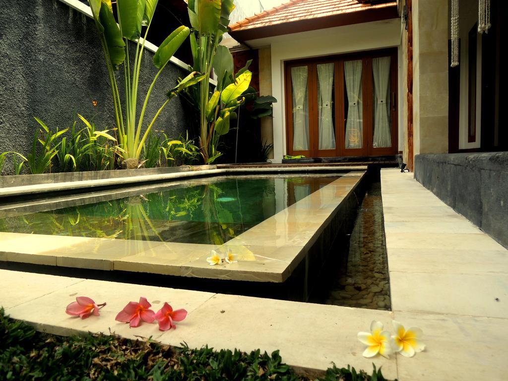 Jayastuti House Villa Ubud Oda fotoğraf